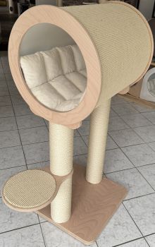 B-Ware Kratzbaum JR-02 aus Multiplex Buche | Katzenkratzbaum mit Sisalrolle | 140 cm
